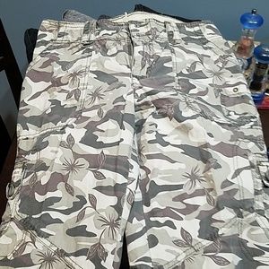 Cute Hawaiian camo pants